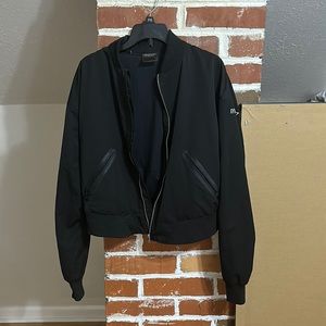 Black gymshark bomber